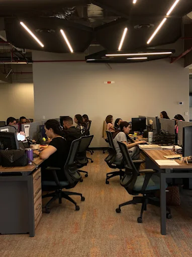 Equipo de ingenieros BITS Chihuahua operando el NOC y monitoreando servicios administrados 24/7